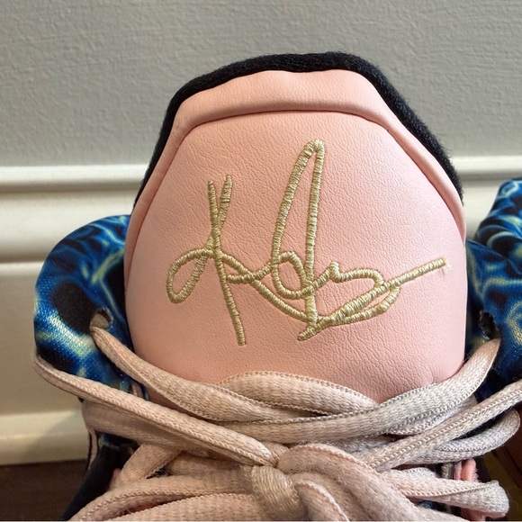 Nike Kyrie Infinity Valentine's Day Edition High Top Basketball Shoes Men’s 11.5 - Picture 3 of 12